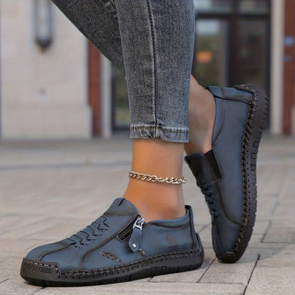 Nila – Elegantní pohodlí s praktickým zipem